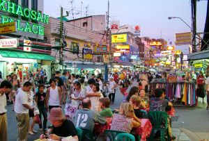 Backpackers i Khao San Road, Bangkok