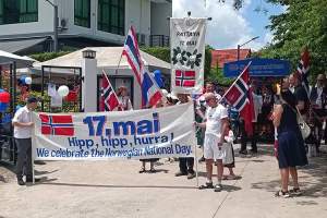 17. mai beh&oslash;rig feiret i Pattaya &ndash; se video fra toget